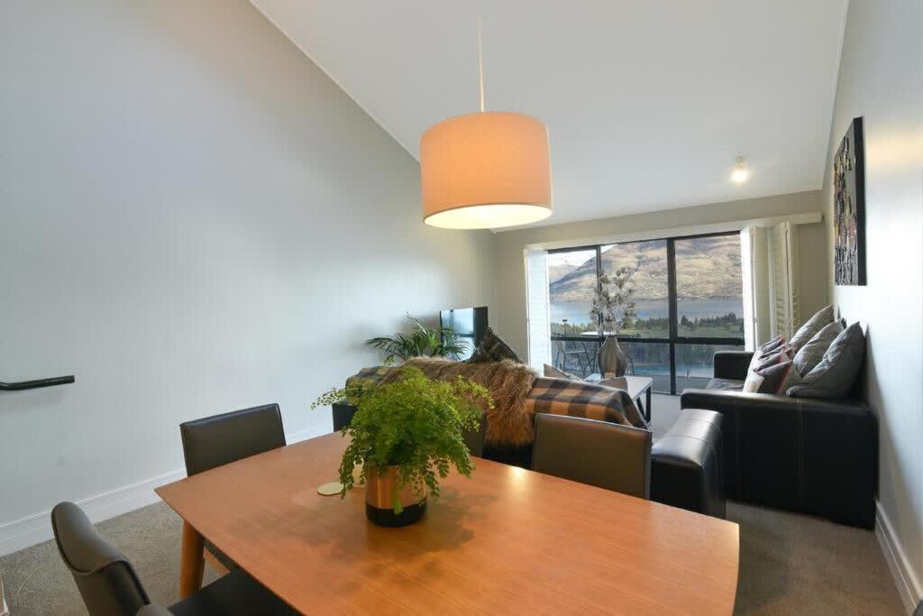 Modern 3 Bedroom With Stunning Postcard Views! Queenstown Exterior photo